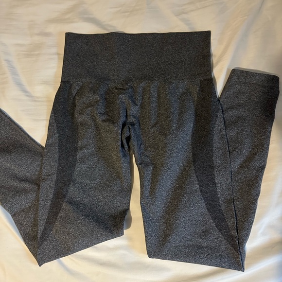 NVGTN gray leggings, size small - Picture 6 of 6